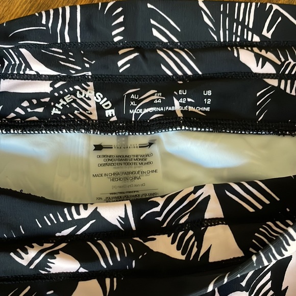 The Upside Japanese Forest Dance Leggings - Picture 6 of 6